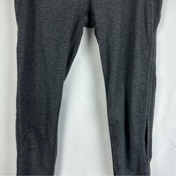 Free People Movement Leggings With Cut Out. Womens Size Small. Gray. - Picture 3 of 11